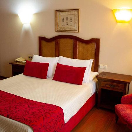 Hotel Pazo O Rial 빌라가르시아 데 아로우사 외부 사진