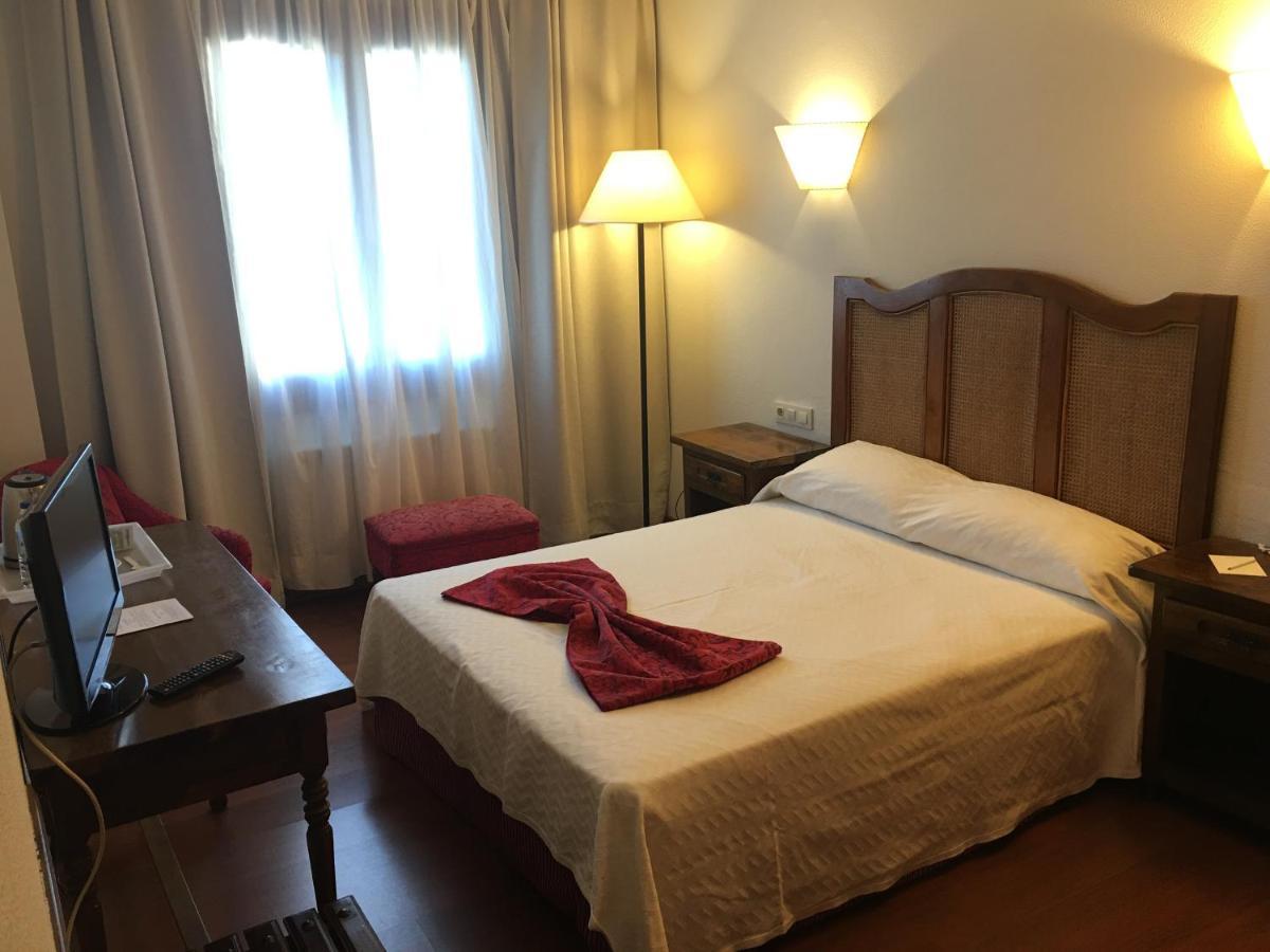 Hotel Pazo O Rial 빌라가르시아 데 아로우사 외부 사진