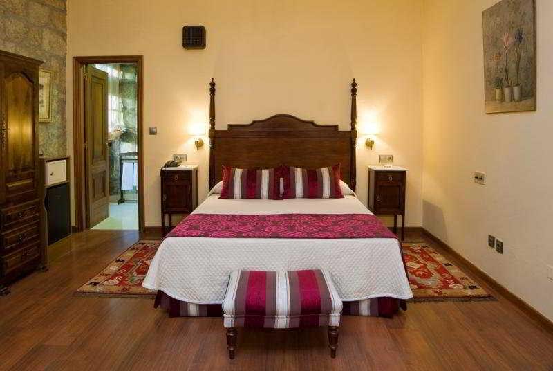 Hotel Pazo O Rial 빌라가르시아 데 아로우사 객실 사진