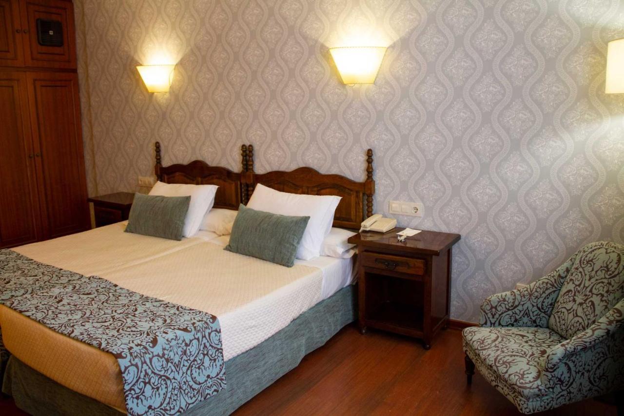 Hotel Pazo O Rial 빌라가르시아 데 아로우사 외부 사진